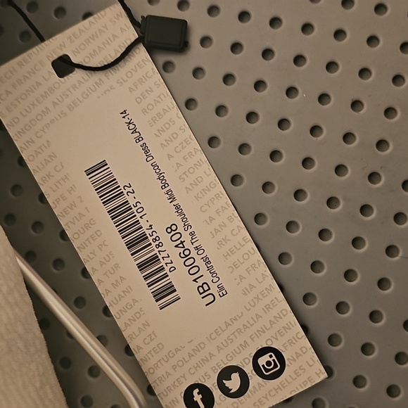 NWT Womens Boohoo Night Elin Contrast Off The Shoulder Bodycon Dress Sz 10 - Picture 9 of 9